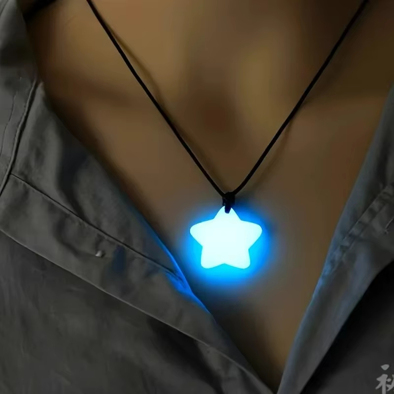 Glow In Dark Stars - Светящийся в темноте кулон-звезда из нефрита