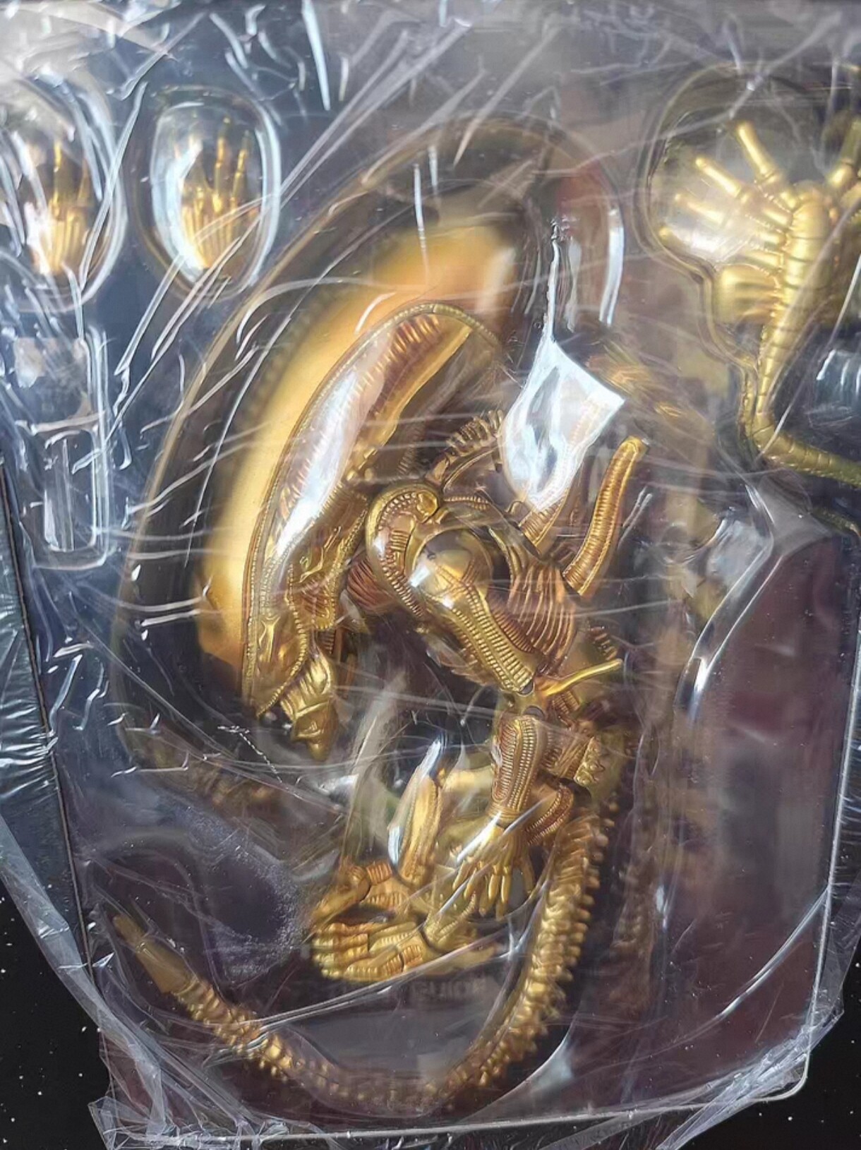 Новая подвижная фигурка героя  – обзор и цена Xenomorph Kids Toys